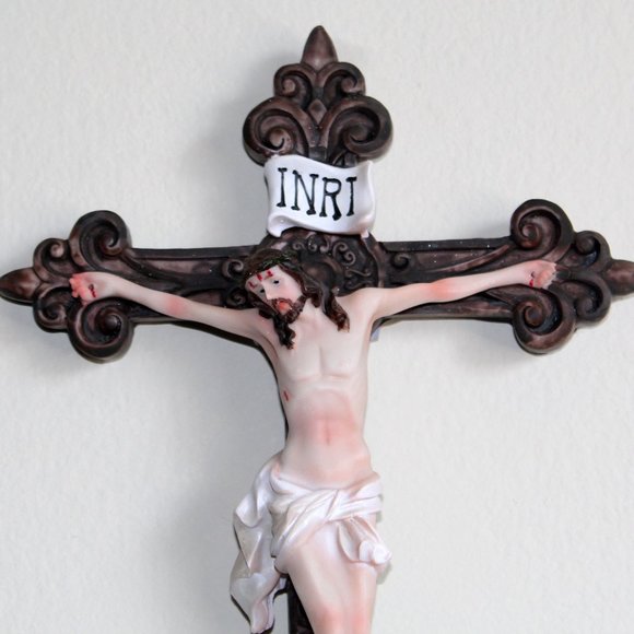 Jesus Christ 15" Wall Mounted INRI Jesus Christ Crucifix Catholic Cross - Picture 2 of 6